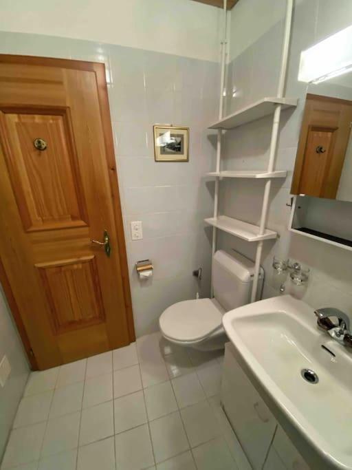 Casa Lalla Affittasi Nel Centro Di Poschiavo Kültér fotó