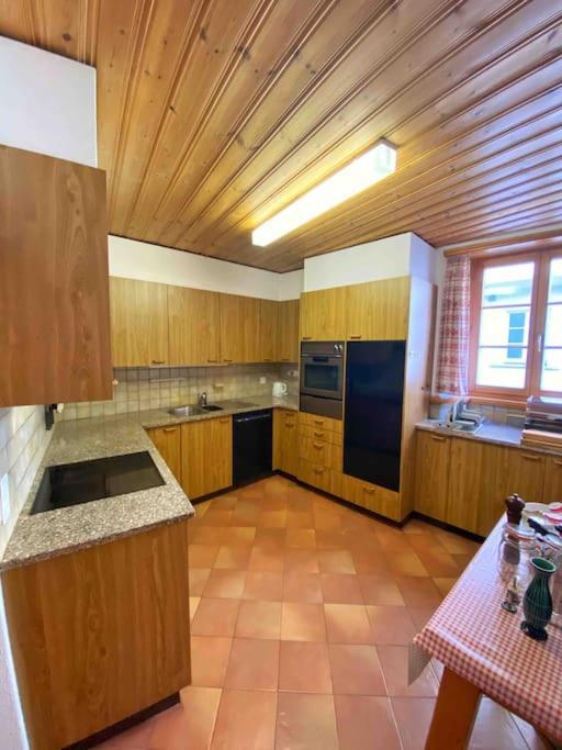 Casa Lalla Affittasi Nel Centro Di Poschiavo Kültér fotó