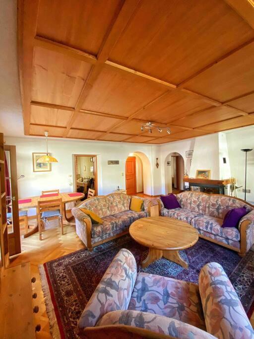 Casa Lalla Affittasi Nel Centro Di Poschiavo Kültér fotó