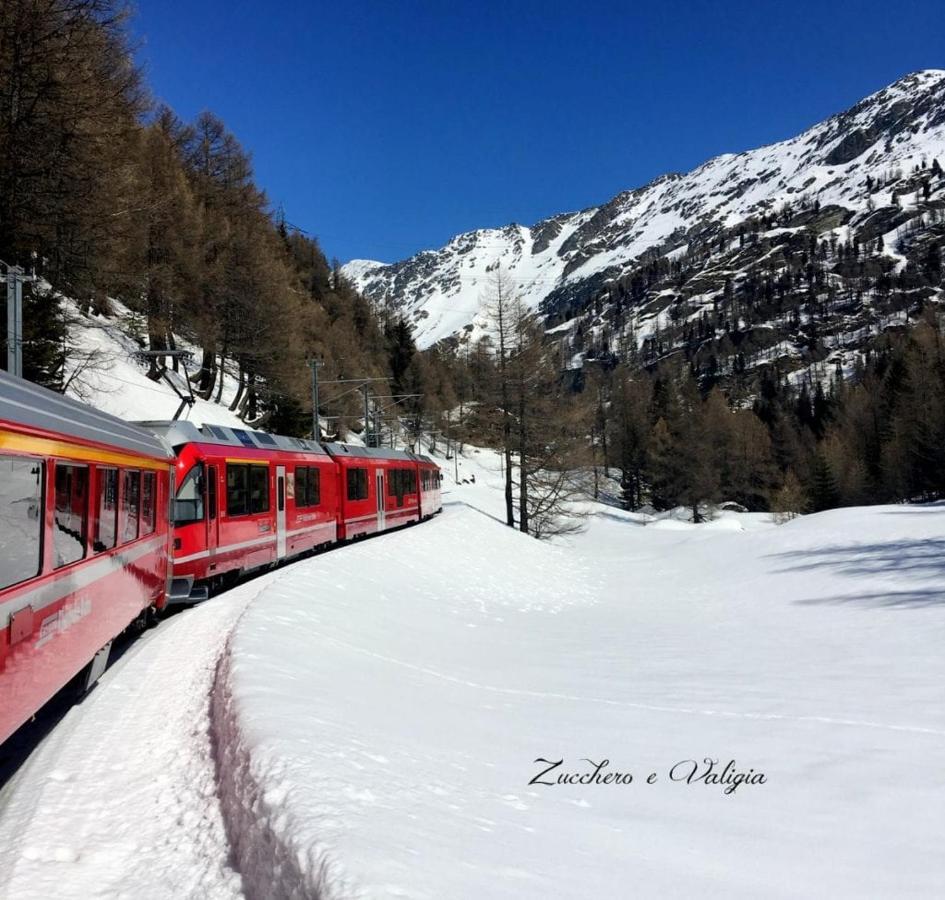 Casa Lalla Affittasi Nel Centro Di Poschiavo Kültér fotó